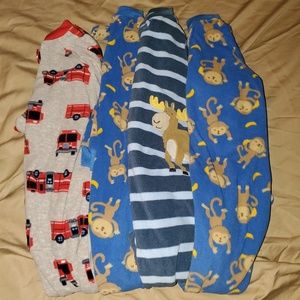 Child of mine by Carter's 18 month sleepers